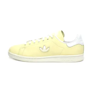 Adidas Stan Smith Low-Top Sneakers Leather Yellow Colour For Men