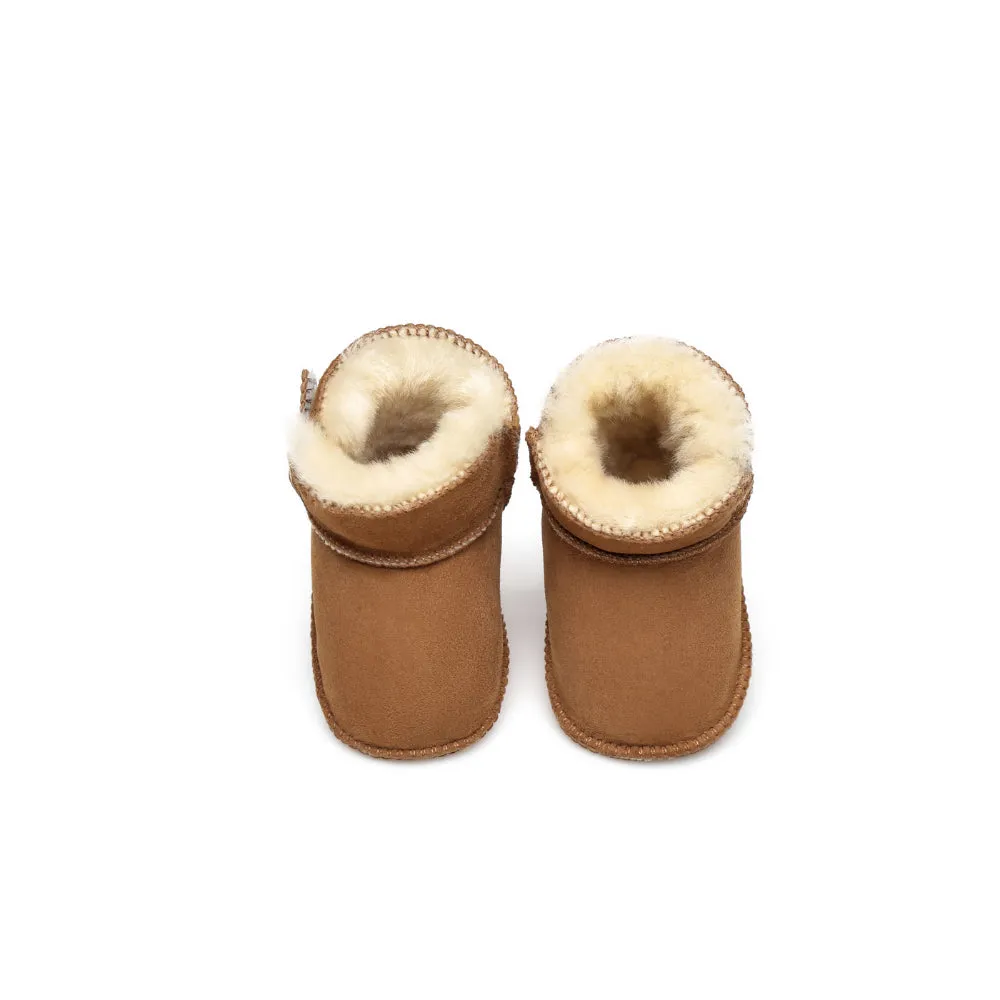 Australian Shepherd® Erin Australian Sheepskin Baby Booties Cradle