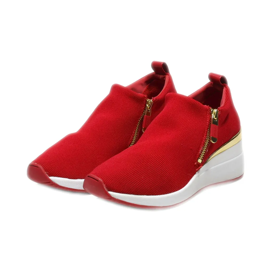 Dkny Low-Top Sneakers Leather Red Colour For Women